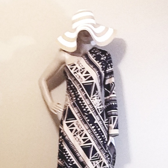 NWT Aztec Asymmetrical Dress - Picture 3 of 16